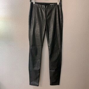 [BLANKNYC] faux leather leggings with back pockets